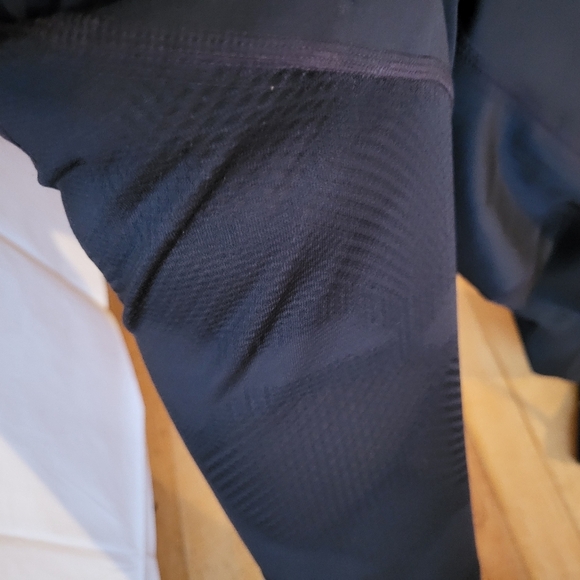 Nike Pro Dri-Fit Capri Leggings Size Small (22) - Picture 5 of 6